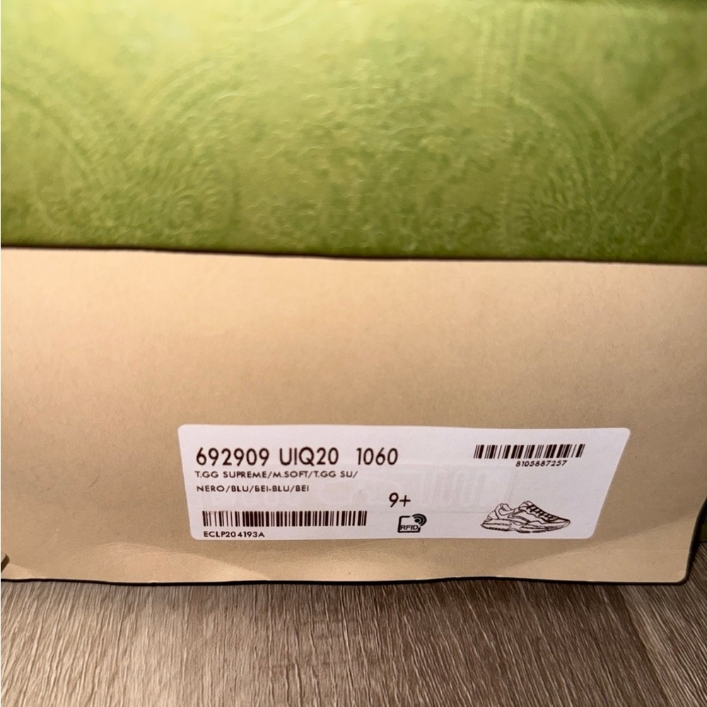 🆕 Gucci Rhyton Sneakers - Picture 10 of 12